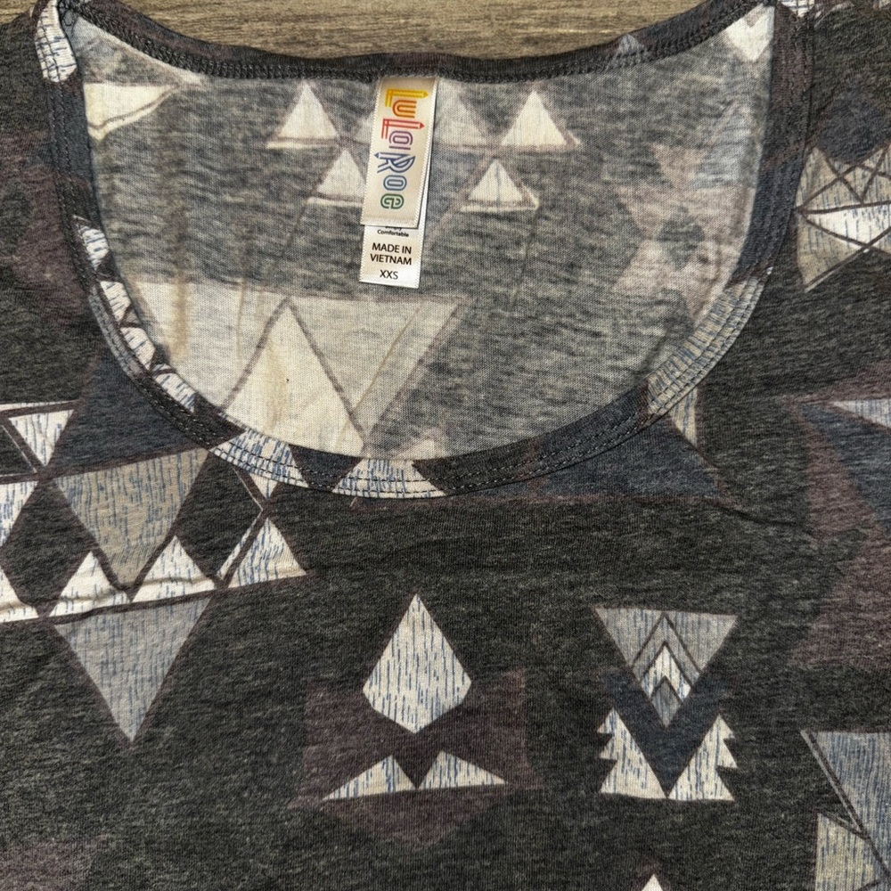 LuLaRoe Geometric Patterned Gray Top